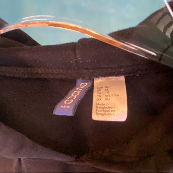 DIVIDED H&M OVERSIZED BLACK PULLOVER HOODIE - SZ XL - Picture 3 of 4